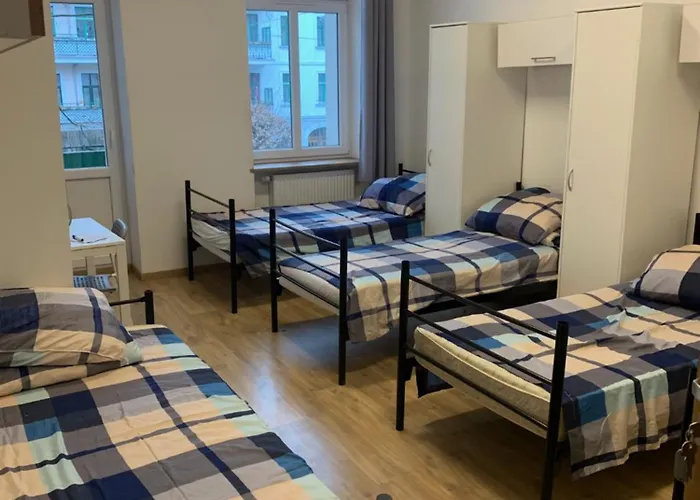 W Centrum Szczecina 4 Osobowe Hostel *